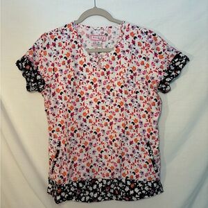 koi White Floral Short Sleeve Scrub Top w/Pink,Orange,black Blooms size med